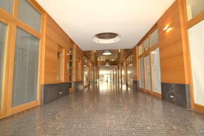 Locale Commerciale in affitto a San Benedetto del Tronto