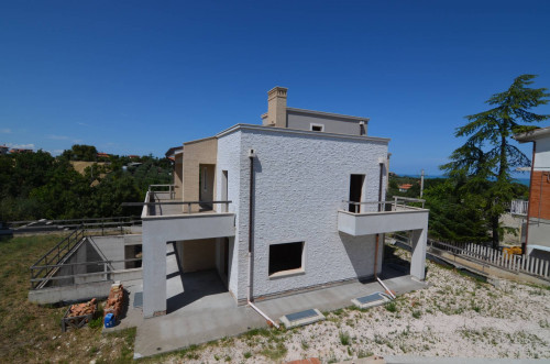 Villa singola in vendita a Grottammare