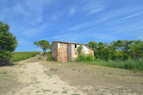 Casale Colonico in vendita a Spinetoli