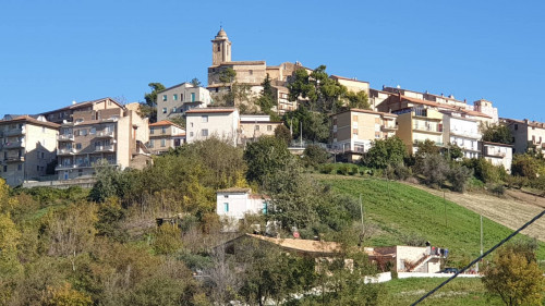 Casale Colonico in vendita a Carassai