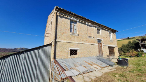 Rustico in vendita a Menocchia, Montefiore Dell'aso (AP)