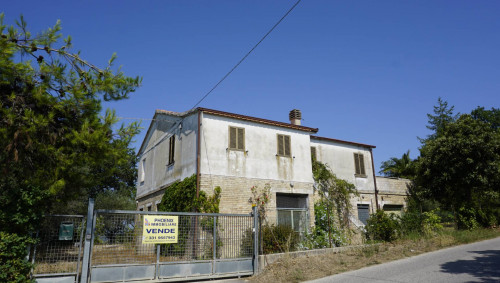 Casale Colonico in vendita a Ripatransone