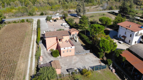 Casa cielo - terra in vendita a Controguerra