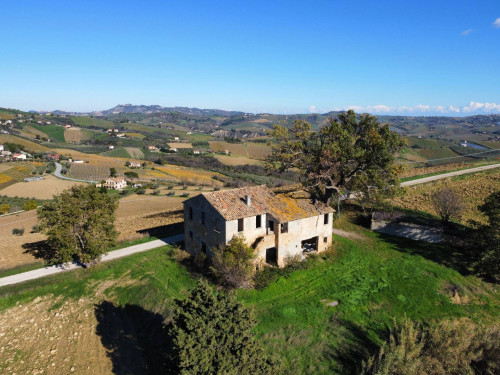 Casale Colonico in vendita a Offida