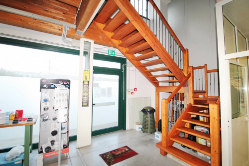 Edificio Industriale / Artigianale in affitto a San Benedetto del Tronto