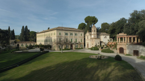 Villa singola in Vendita a Cupra Marittima