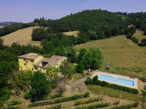 Country House for sale in Sarnano