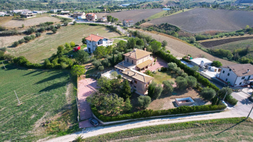 Villa singola in vendita a Ancarano