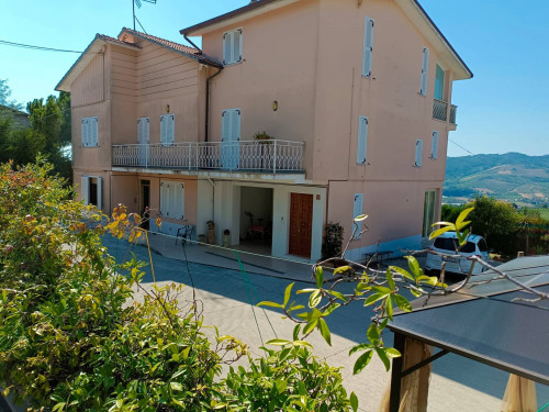 Villa singola in Vendita a Ortezzano