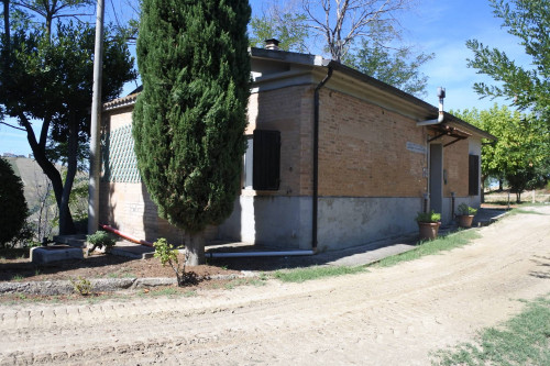 Casa indipendente in vendita a Trivio, Ripatransone (AP)