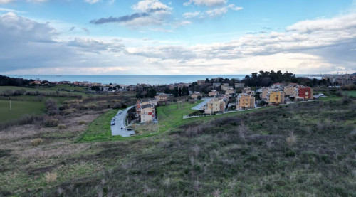 Terreno Edificabile Residenziale in vendita a Ancona