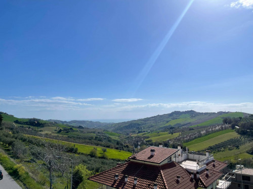 Casa cielo - terra in vendita a Ripatransone