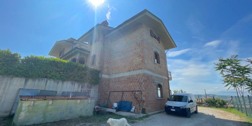 Villa singola in vendita a Colonnella