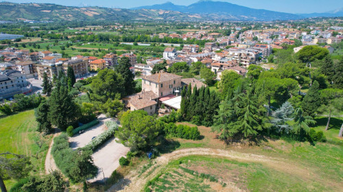 Villa singola in vendita a Monsampolo del Tronto