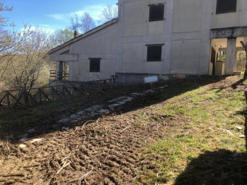 Casa indipendente in vendita a Poggio D'api, Accumoli (RI)