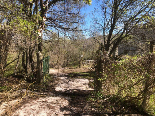 Casa indipendente in vendita a Poggio D'api, Accumoli (RI)