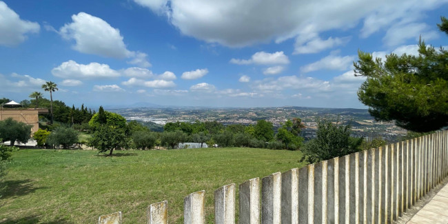 Villa singola in vendita a Colonnella