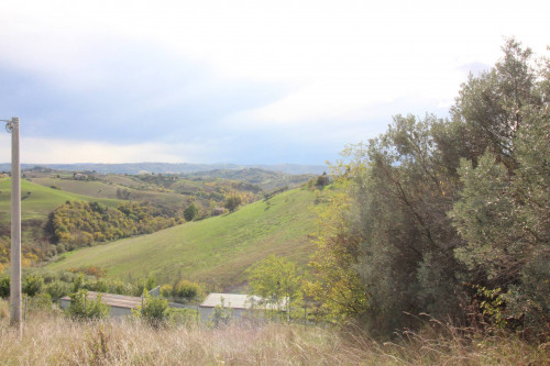 Casale Colonico in vendita a Acquaviva Picena