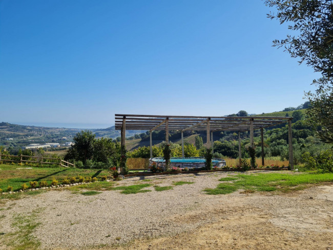 Casale Colonico in vendita a Ripatransone