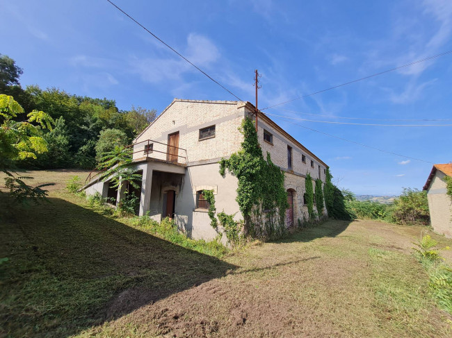 Casale Colonico in vendita a Ripatransone