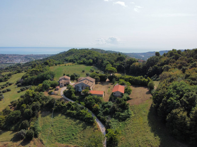 Casale Colonico in vendita a Ripatransone