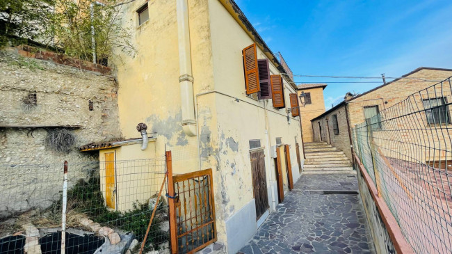 Casa cielo - terra in vendita a Acquaviva Picena