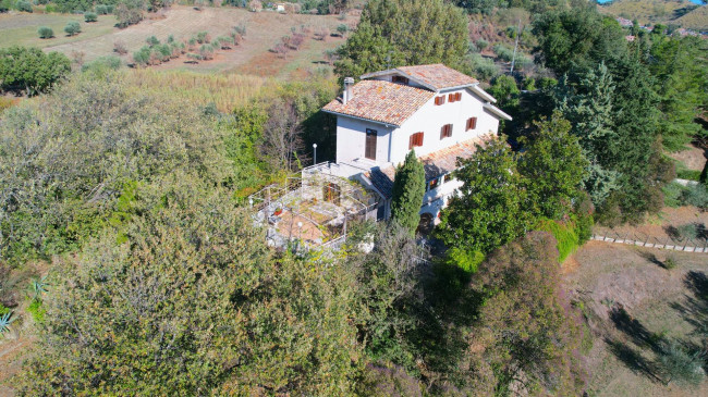 Villa singola in Vendita a Ascoli Piceno