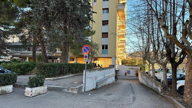 Garage/Box/Posto auto in vendita a Ascoli Piceno (AP)