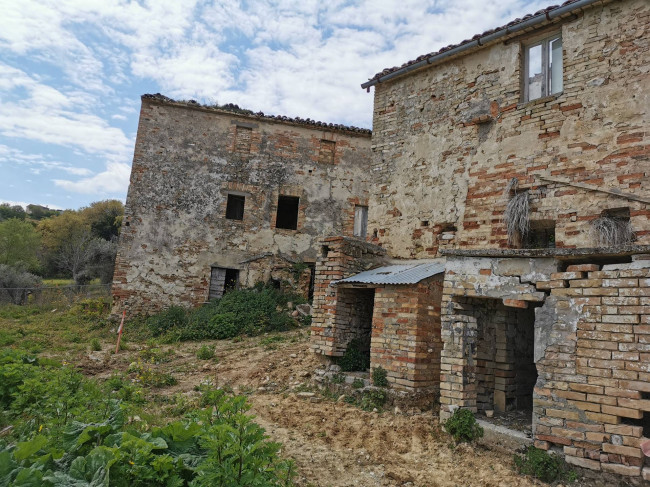 Casale Colonico in vendita a Ripatransone