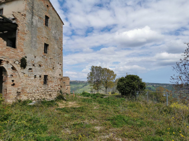 Casale Colonico in vendita a Ripatransone