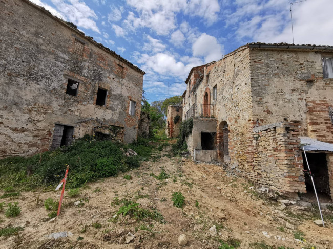 Casale Colonico in vendita a Ripatransone