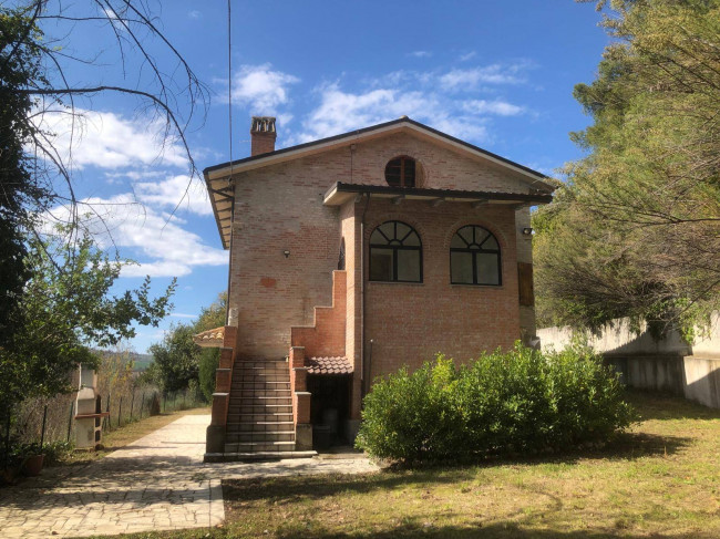 Casa indipendente in vendita a Cossignano (AP)