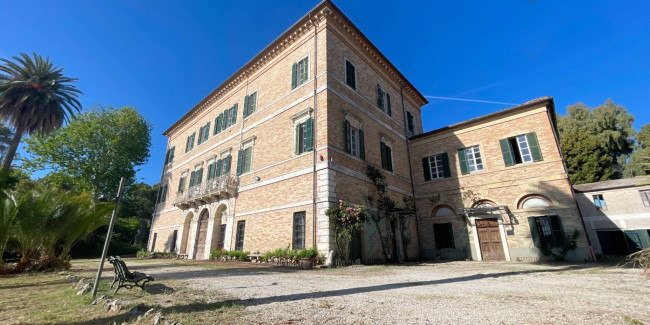 Villa singola in Vendita a San Benedetto del Tronto