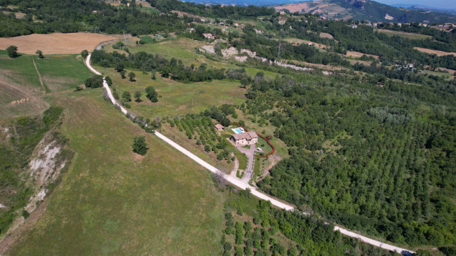 Casale Colonico in vendita a Force