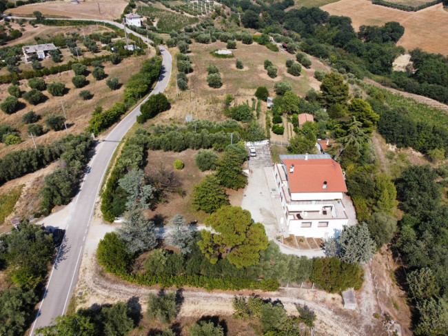 Villa singola in vendita a Cupra Marittima