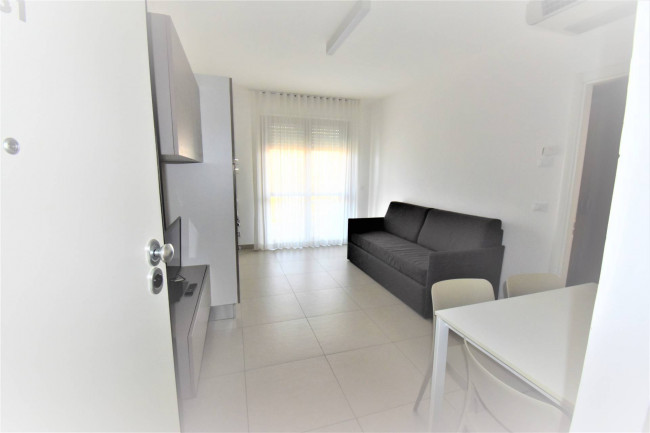 Stabile / Palazzo in vendita a Grottammare