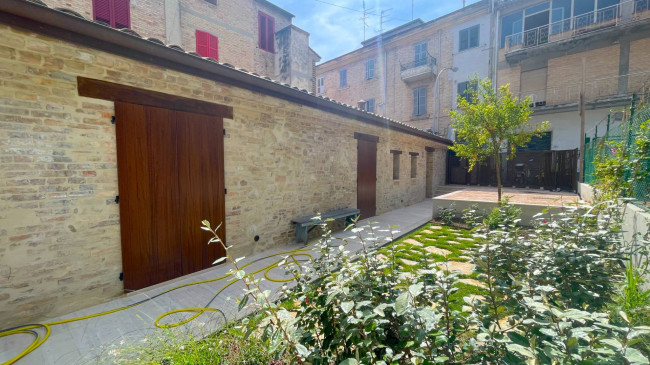 Casa cielo - terra in vendita a San Benedetto del Tronto