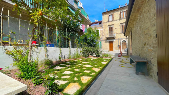 Casa cielo - terra in vendita a San Benedetto del Tronto