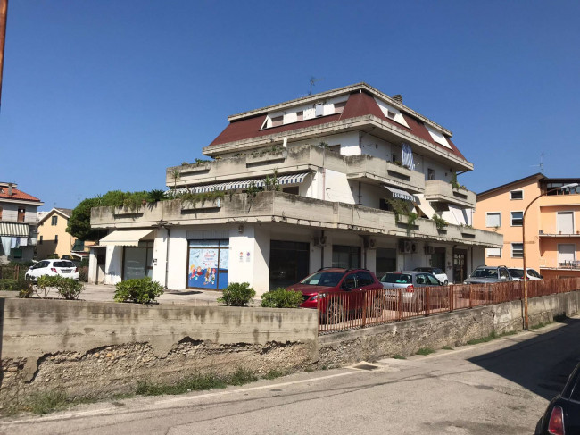 Garage / Autorimessa / Box in vendita a San Benedetto del Tronto