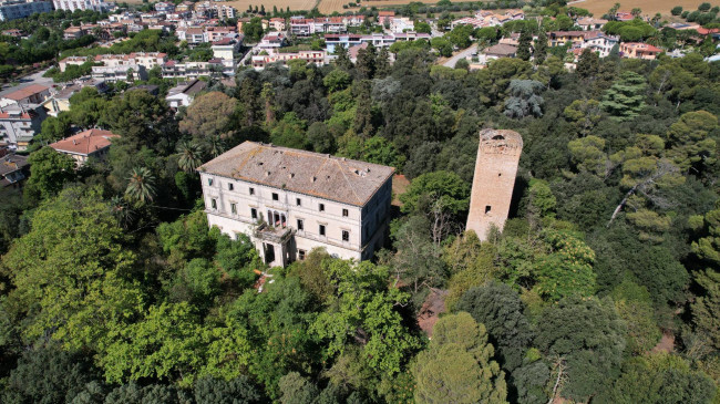 Villa in vendita a San Benedetto Del Tronto (AP)