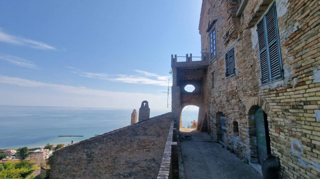 Casa indipendente in vendita a Grottammare (AP)