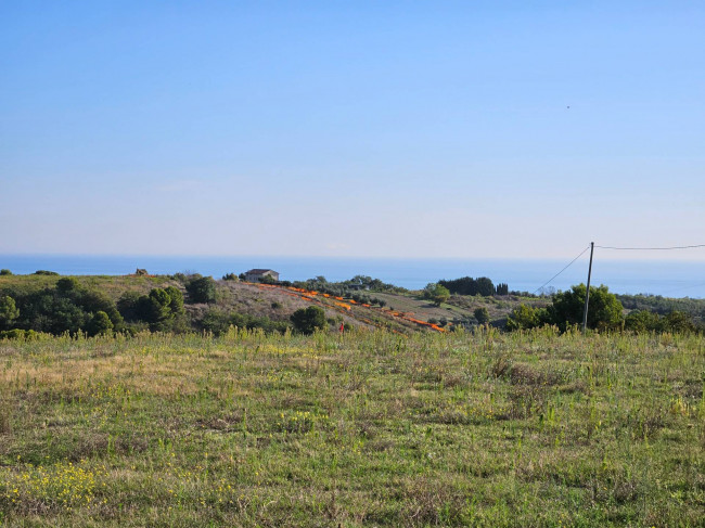 Rustico in vendita a Massignano (AP)