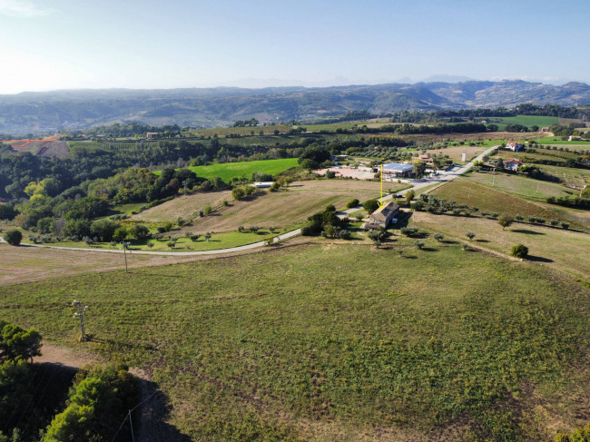 Rustico in vendita a Massignano (AP)