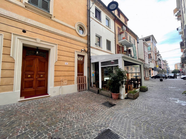 Casa cielo - terra in Vendita a San Benedetto del Tronto