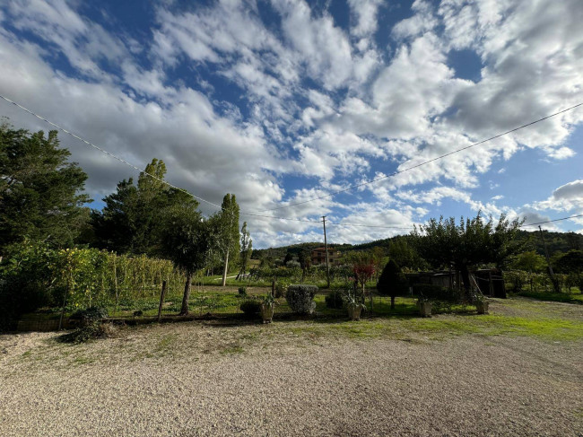 Casale Colonico in vendita a Servigliano