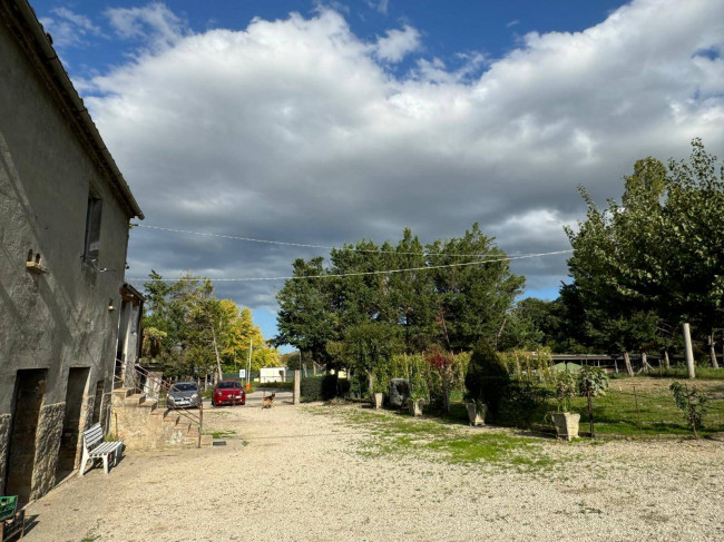 Casale Colonico in vendita a Servigliano