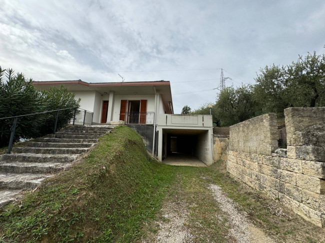 Casa cielo - terra in vendita a Venarotta