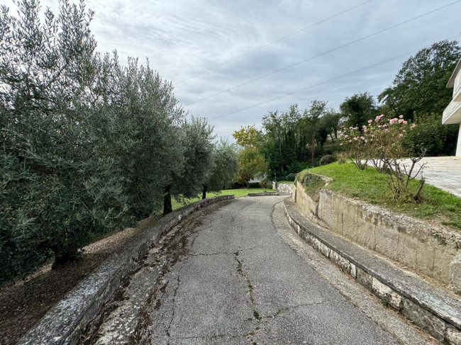 Casa cielo - terra in vendita a Venarotta