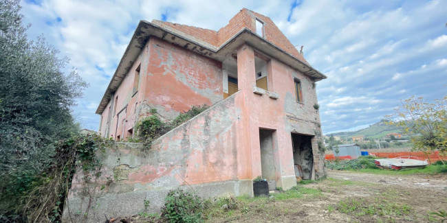 Casa indipendente in vendita a San Benedetto Del Tronto (AP)