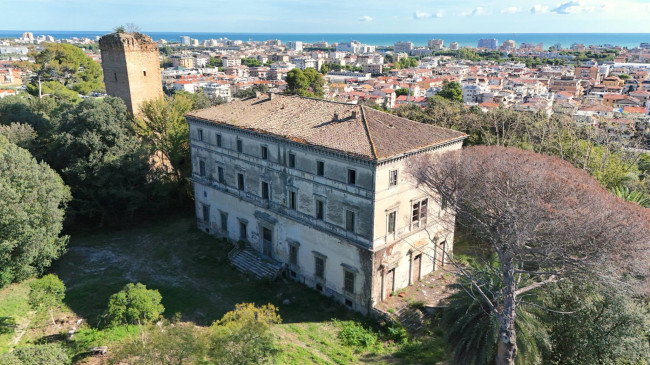 Villa in vendita a San Benedetto Del Tronto (AP)